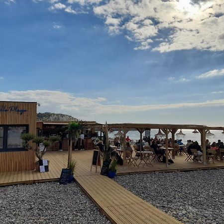 Charmante Villa Plein Sud 50M De La Plage - Balcon Vue Laterale Sur Mer - Equipee De La Fibre, Wifi, Internet Мер-ле-Бен Экстерьер фото